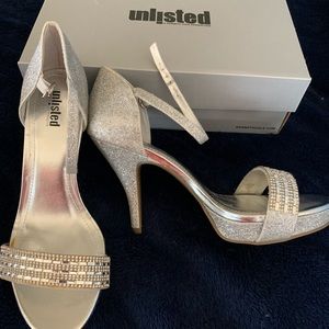 Ladies size 10 sandals